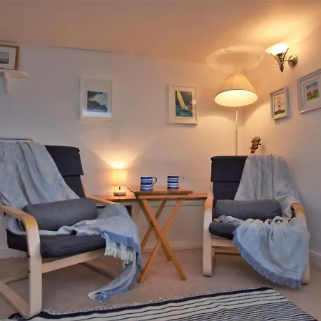 Holiday home 2 Bed In Polruan Pc023