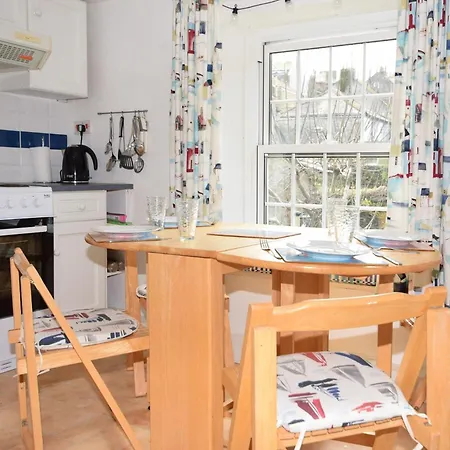Holiday home 2 Bed In Polruan Pc023 Fowey